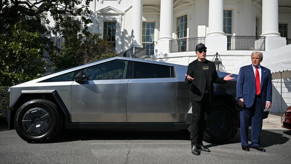 Despite Dismal Sales, Tesla Thinks You'll Pay More for a Cybertruck