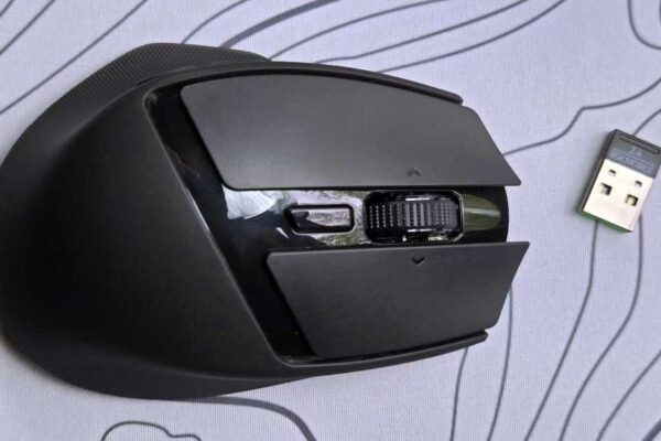 Computer mice can eavesdrop on private conversations, researchers discover