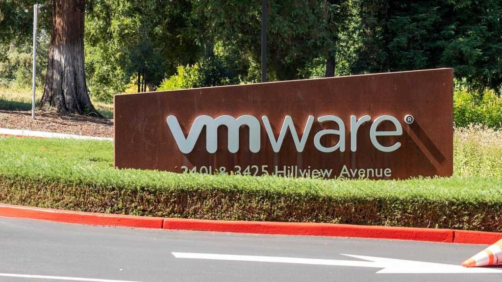Chinese cyberspies target VMware vSphere for long-term persistence